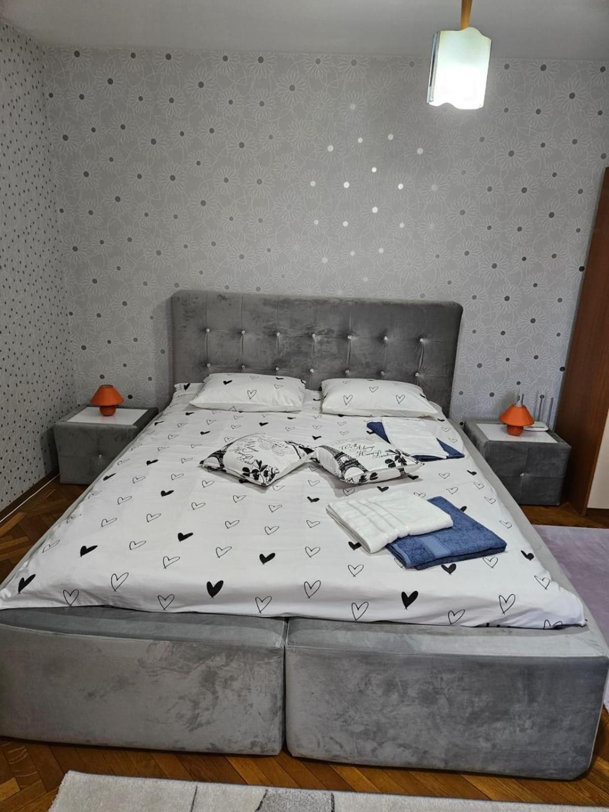 Studio Margot Centre *