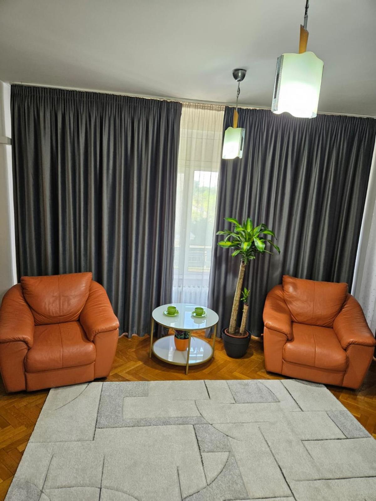 Studio Margot Centre * 布加勒斯特
